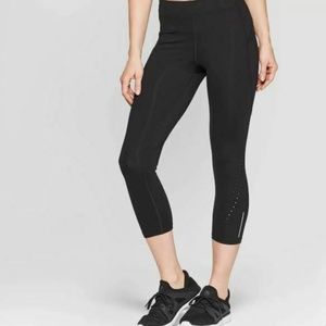 Running Mid-Rise Capri Leggings 20"-C9 Champion